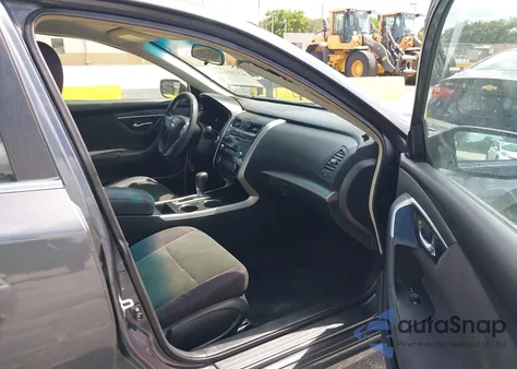 2013 Nissan Altima 2.5 S z USA, uszkodzony, nr VIN 1N4AL3AP5DC159972